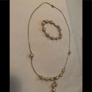 Pearl Necklace And Bracelet Set